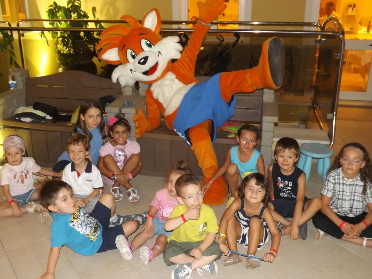 Pinetina Mare Baby Family Hotel Pinarella Esterno foto