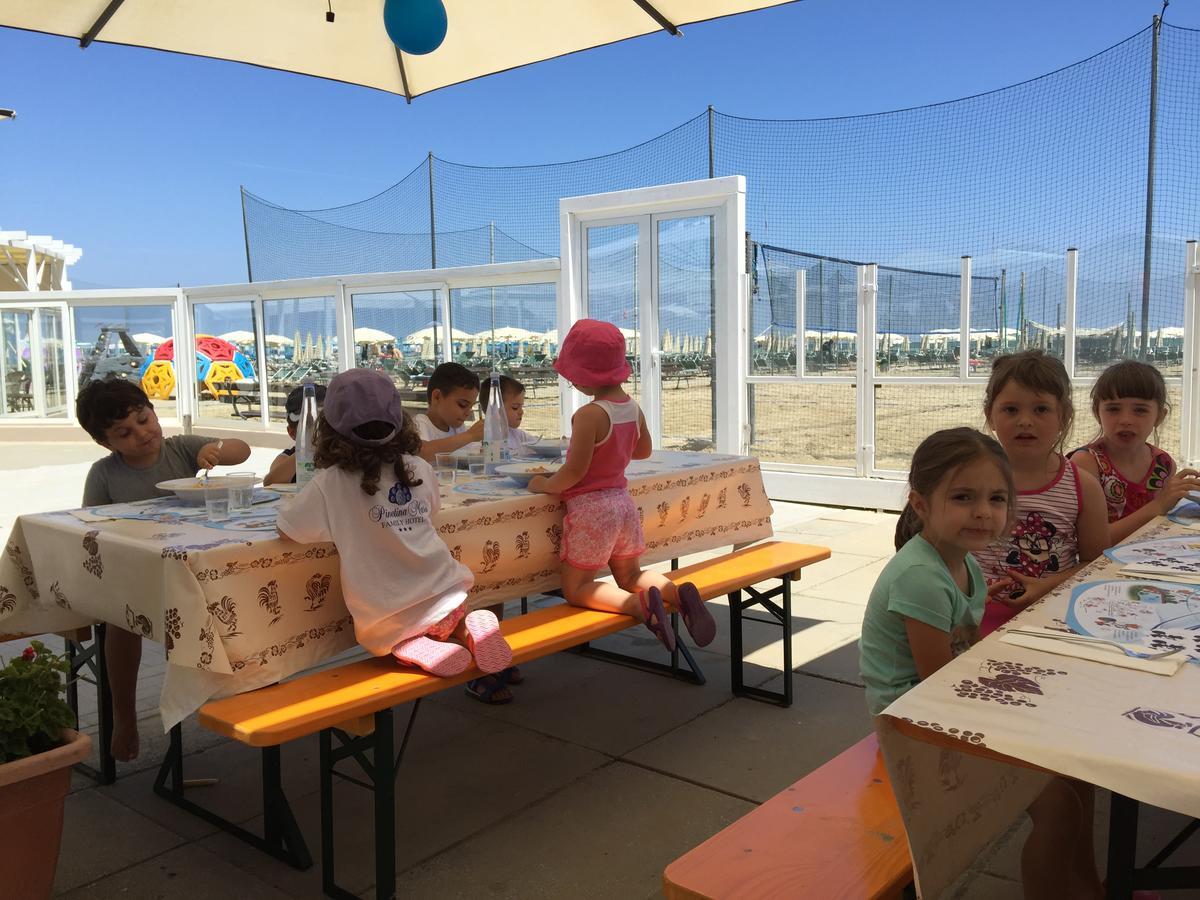 Pinetina Mare Baby Family Hotel Pinarella Esterno foto